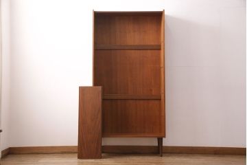 ヴィンテージ家具　デンマーク製　チーク材　シンプルなデザインが取り入れやすいブックシェルフ(本棚、飾り棚、オープンラック、シェルフ、ビンテージ)(R-048519)