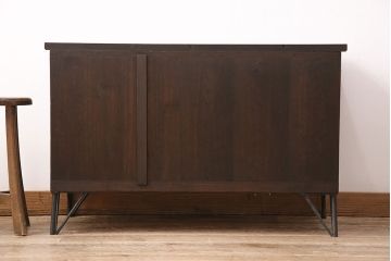 和製アンティーク　天板・脚付きリメイク　渋い風合いが魅力のローボード(テレビ台、テレビボード、収納棚)(R-048523)