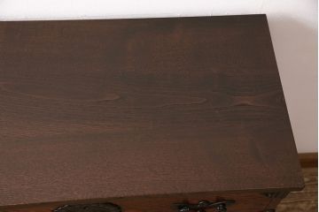 中古　伝統民芸　岩谷堂箪笥　みちのく小箪笥　天板リメイク・栗無垢材　美しい杢目と黒い金具が魅力の整理箪笥(チェスト、衣装タンス、引き出し)(R-048524)