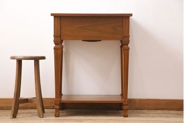 中古　DREXEL HERITAGE(ドレクセルヘリテイジ)　FRANCESCA(フランチェスカ)シリーズ　優美な佇まいの電話台(サイドテーブル、コンソールテーブル)(定価約27万円)(R-048525)
