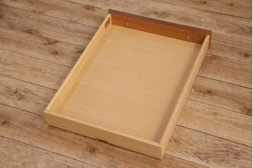 中古　DREXEL HERITAGE(ドレクセルヘリテイジ)　Triune(トライユン)シリーズ　すっきりした佇まいのエンドテーブル(定価約21万円)(サイドテーブル、飾り台)(R-048535)