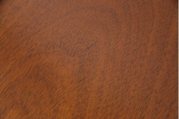 中古　DREXEL HERITAGE(ドレクセルヘリテイジ)　Triune(トライユン)シリーズ　すっきりした佇まいのエンドテーブル(定価約21万円)(サイドテーブル、飾り台)(R-048535)