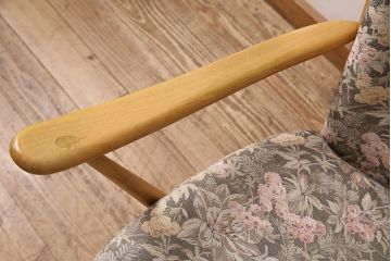 ヴィンテージ家具　ERCOL(アーコール)　エバーグリーン　エレガントな雰囲気漂う1人掛けイージーチェア(ラウンジチェア、アームチェア、椅子、ソファ、ビンテージ)(R-048538)