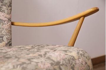 ヴィンテージ家具　ERCOL(アーコール)　エバーグリーン　エレガントな雰囲気漂う1人掛けイージーチェア(ラウンジチェア、アームチェア、椅子、ソファ、ビンテージ)(R-048539)
