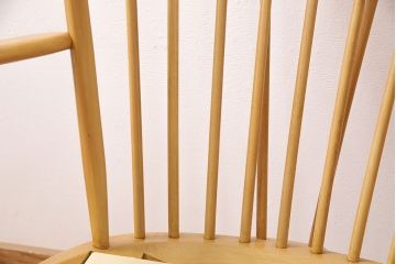 ヴィンテージ家具　ERCOL(アーコール)　エバーグリーン　エレガントな雰囲気漂う1人掛けイージーチェア(ラウンジチェア、アームチェア、椅子、ソファ、ビンテージ)(R-048539)
