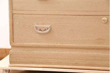 中古　伝統工芸　春日部桐たんす　衣装盆付き　飾り金具が美しい!上品な佇まいが魅力の総桐箪笥(引き出し、チェスト、和タンス、衣装箪笥、着物箪笥)(定価約98万円)(R-048543)