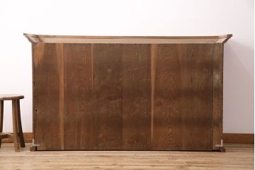 アンティーク家具　栓材　収納力抜群!味わい深い木肌が魅力の戸棚(キャビネット、ガラスケース、ガラス戸棚、収納棚)(R-048545)