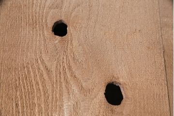 アンティーク家具　栓材　味わい深い木肌とレトロな引手が魅力の戸棚(キャビネット、ガラス戸棚、引き出し、収納棚、食器棚)(R-048546)