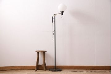 ビンテージ照明　激レア品!!メンズライクな空間のアクセントにおすすめなスタンドライト(スタンド照明、フロアスタンド)(R-048548)