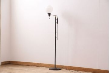 ビンテージ照明　激レア品!!メンズライクな空間のアクセントにおすすめなスタンドライト(スタンド照明、フロアスタンド)(R-048548)