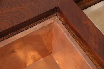 中古　総ケヤキ材　四尺　杢目が美しい!和の趣漂う重厚な佇まいの関西長火鉢(木製火鉢、囲炉裏)(R-048552)