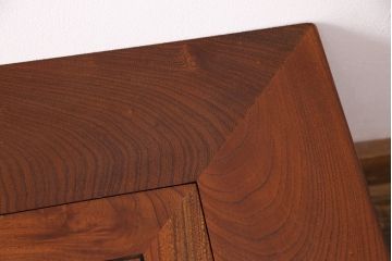 中古　総ケヤキ材　四尺　杢目が美しい!和の趣漂う重厚な佇まいの関西長火鉢(木製火鉢、囲炉裏)(R-048552)