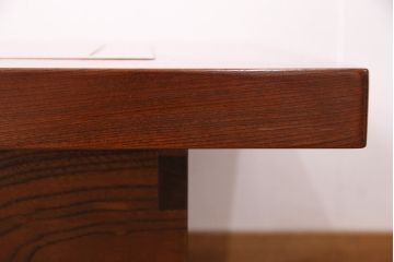 中古　総ケヤキ材　四尺　杢目が美しい!和の趣漂う重厚な佇まいの関西長火鉢(木製火鉢、囲炉裏)(R-048552)