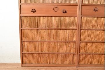 アンティーク建具　上品な透かし彫りが風情漂う御簾戸2枚セット(建具、簾戸、簀戸、葭戸、夏障子、すど、葦戸)(R-048560)