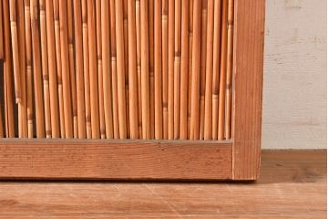 アンティーク建具　上品な透かし彫りが風情漂う御簾戸2枚セット(建具、簾戸、簀戸、葭戸、夏障子、すど、葦戸)(R-048560)