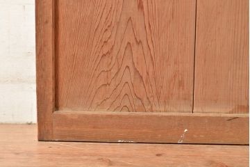 和製アンティーク　窓付き　シンプルなデザインが取り入れやすい木製の扉(ドア、木製ドア、建具)(R-048563)