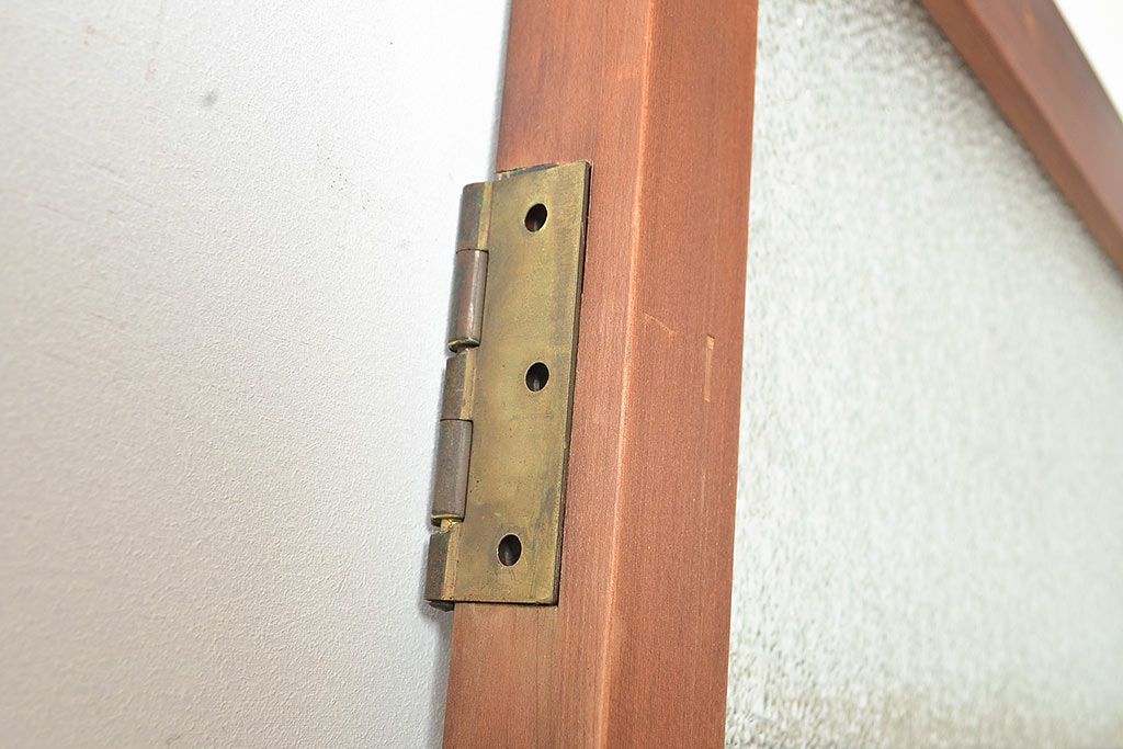 ヴィンテージ建具　昭和中期　2種類のレトロなガラスで違った輝きを楽しめる木製ドア1枚　(R-048564)