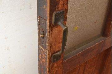 和製アンティーク　きらきら輝くダイヤガラスがレトロな雰囲気を高めるガラス扉(ドア、建具)