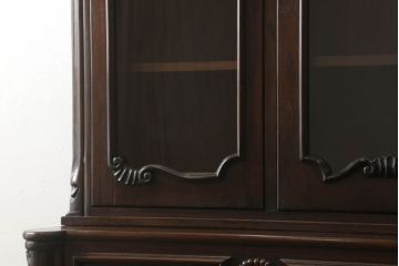 フランスヴィンテージ　豪華な装飾が目を引くウォールナット材製のキャビネット(収納棚、戸棚、食器棚、ビンテージ)(R-048568)