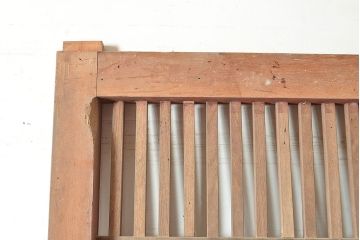 アンティーク建具　ヒノキ材・栗材　時を重ねた木の味わいが魅力的な蔵戸(玄関戸、引き戸、建具)(R-048570)