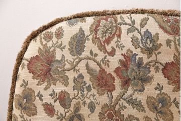 ヴィンテージ家具　ERCOL(アーコール)　花柄のファブリックが華やかな雰囲気の2人掛けソファ(2シーターソファ、アームソファ、ラブソファ、2Pソファ、ビンテージ)(R-048572)