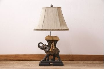 中古　FREDERICK COOPER(フレデッリック・クーパー)　高級品!象の意匠が繊細で存在感抜群のスタンドライト(スタンド照明、フロアスタンド)(R-048573)