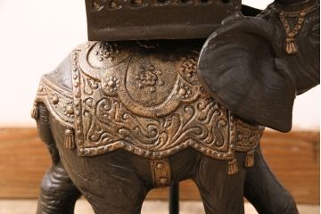 中古　FREDERICK COOPER(フレデッリック・クーパー)　斬新なデザインが高級感溢れるスタンドライト(スタンド照明、フロアスタンド)(R-048574)