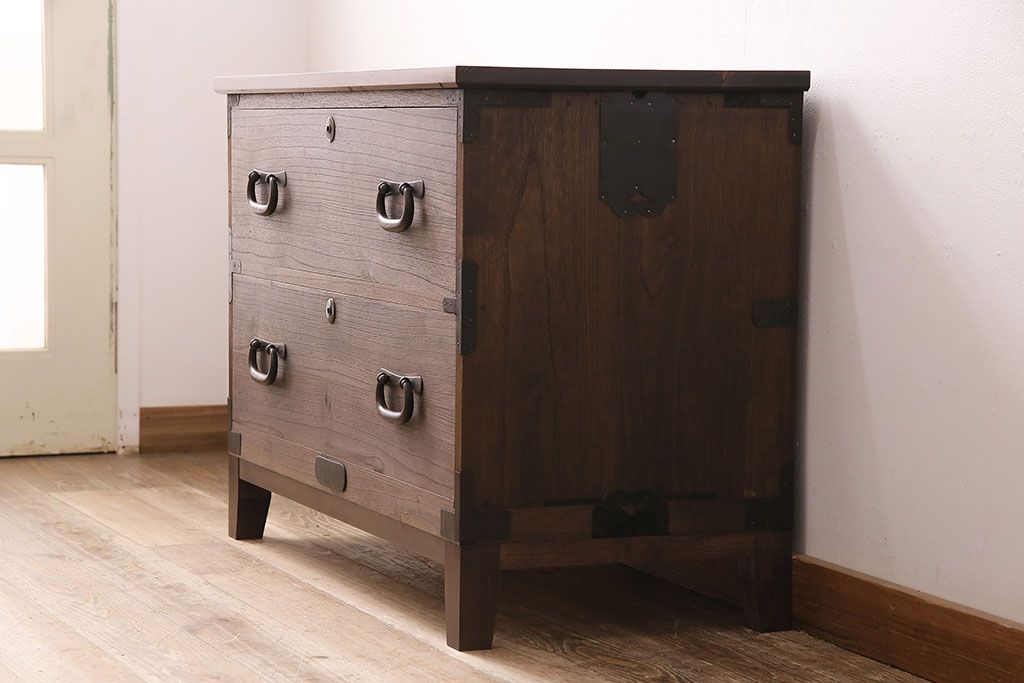 和製アンティーク　総桐材　当店リメイク　上手物!木の質感と木目が味わい深いローボード(テレビ台、ローチェスト、引き出し、衣装箪笥)(R-048579)