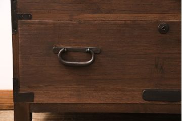 和製アンティーク　総桐材　当店リメイク　上手物!木の質感と木目が味わい深いローボード(テレビ台、ローチェスト、引き出し、衣装箪笥)(R-048579)