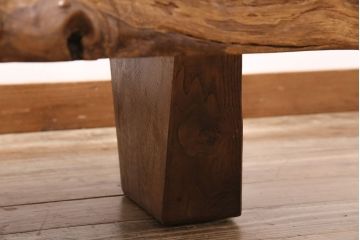 国産　工芸家具　総栗材　職人技が素晴らしい!凝った彫刻が魅力的な一枚板のテーブル(ローテーブル、座卓、センターテーブル)(R-048585)