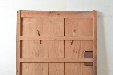 アンティーク建具　明治～大正期　檜(ヒノキ)材　金具の長い歳月を経た貫禄と存在感溢れる蔵戸1枚　(R-048589)