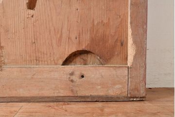 アンティーク建具　明治～大正期　檜(ヒノキ)材　金具の長い歳月を経た貫禄と存在感溢れる蔵戸1枚　(R-048589)