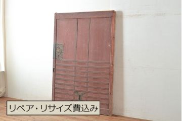 アンティーク建具　ヒノキ材　金具の長い歳月を経た貫禄と存在感溢れる蔵戸(玄関戸、引き戸、建具)(R-048589)