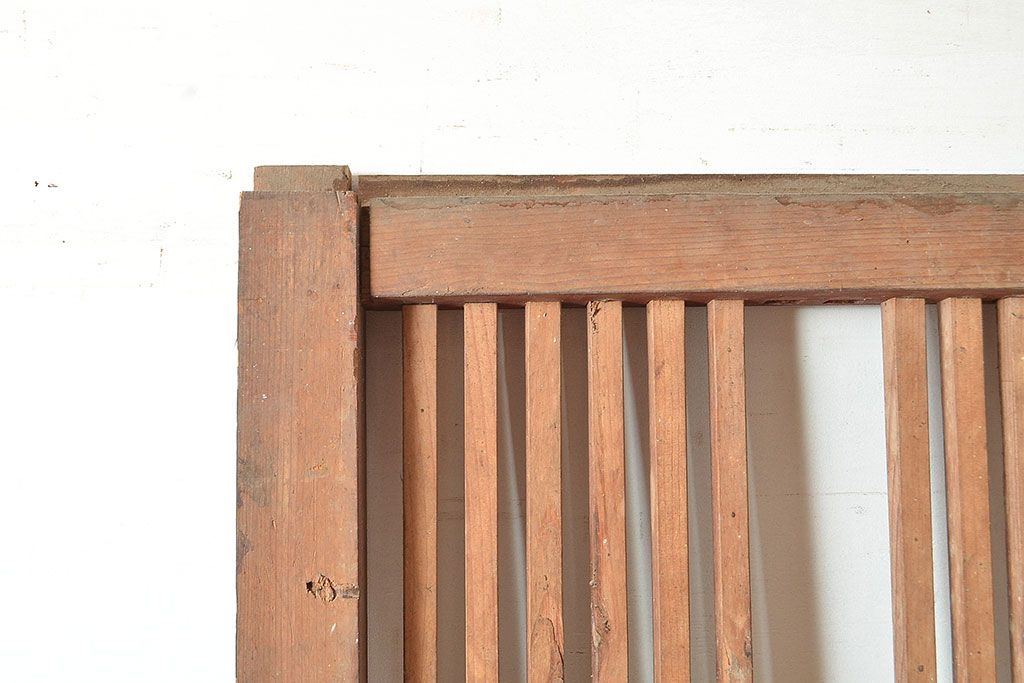 アンティーク建具　長い歳月を経た味わい深さが魅力のヒノキ材製蔵戸(玄関戸、引き戸、建具)(R-048591)