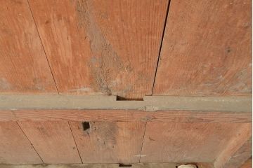 アンティーク建具　長い歳月を経た味わい深さが魅力のヒノキ材製蔵戸(玄関戸、引き戸、建具)(R-048591)