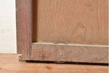 アンティーク建具　松材の木肌が独特な雰囲気を演出する蔵戸(引き戸、玄関戸)(R-048594)