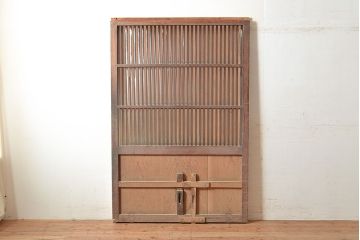 アンティーク建具　松材の木肌が独特な雰囲気を演出する蔵戸(引き戸、玄関戸)(R-048594)