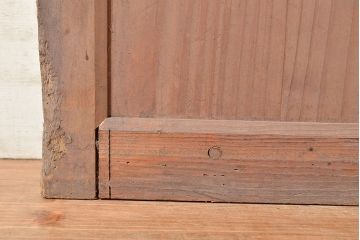 アンティーク建具　明治～大正期　シンプルな佇まいで取り入れやすい檜(ヒノキ)材の格子戸1枚　(R-048595)