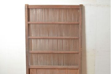 アンティーク建具　明治～大正期　シンプルな佇まいで取り入れやすい檜(ヒノキ)材の格子戸1枚　(R-048595)