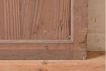 アンティーク建具　シンプルな佇まいで取り入れやすいヒノキ材製の格子戸(蔵戸、建具、玄関戸)(R-048595)