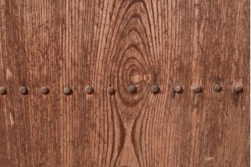 アンティーク建具　ケヤキ材・ヒノキ材・松材　木の味わいを存分に楽しめる蔵戸(玄関戸、引き戸、建具)(R-048597)