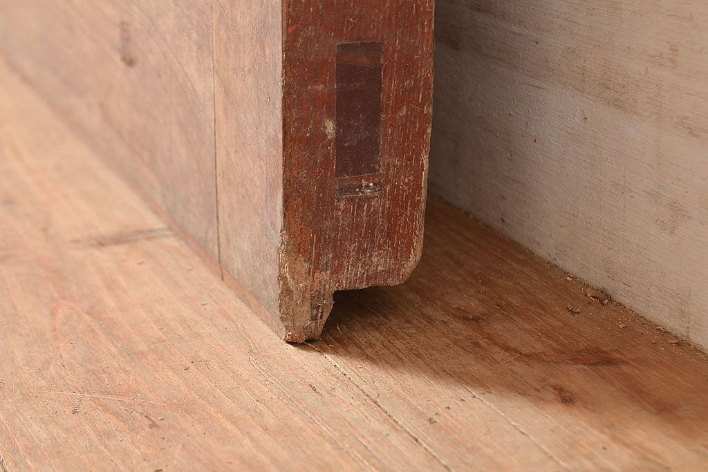 アンティーク建具　明治期　重厚な和の雰囲気を演出する総ケヤキ材製の蔵戸1枚　(R-048601)