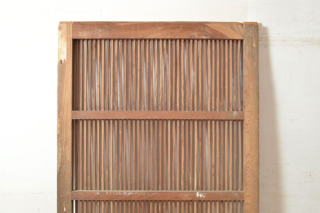 アンティーク建具　明治期　重厚な和の雰囲気を演出する総ケヤキ材製の蔵戸1枚　(R-048601)