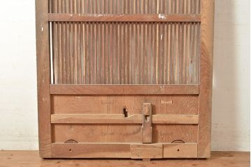 アンティーク建具　明治期　重厚な和の雰囲気を演出する総ケヤキ材製の蔵戸1枚　(R-048601)
