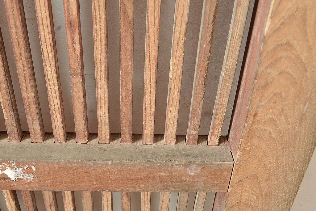 アンティーク建具　明治期　重厚な和の雰囲気を演出する総ケヤキ材製の蔵戸1枚　(R-048601)
