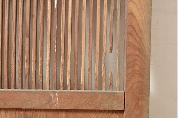 アンティーク建具　明治期　重厚な和の雰囲気を演出する総ケヤキ材製の蔵戸1枚　(R-048601)