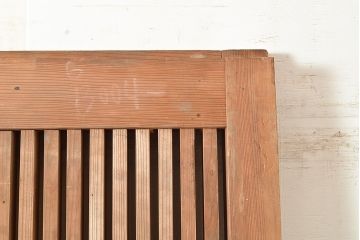 アンティーク建具　粋な和の雰囲気を盛り上げるヒノキ材製の蔵戸(引き戸、玄関戸)(R-048603)