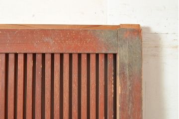 アンティーク建具　赤みがかった色味が印象的なヒノキ材製の蔵戸(引き戸、玄関戸)(R-048604)