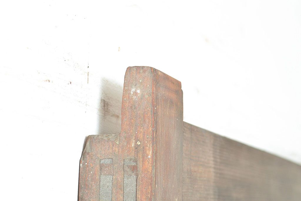 アンティーク建具　明治～大正期　ヒノキ材・ケヤキ材　古民家スタイルにおすすめの格子蔵戸1枚　(R-048605)