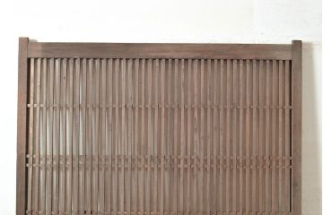 アンティーク建具　ヒノキ材・ケヤキ材　古民家スタイルにおすすめの格子蔵戸(引き戸、玄関戸)(R-048605)